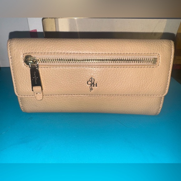 Cole Haan Tan Leather Wallet with Gold Accents - Picture 1 of 10
